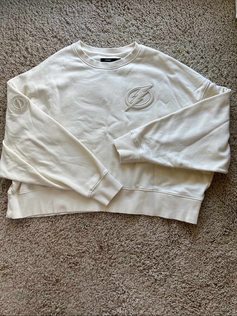 Women’s Cropped Creme Tampa Bay Lightning Crewneck